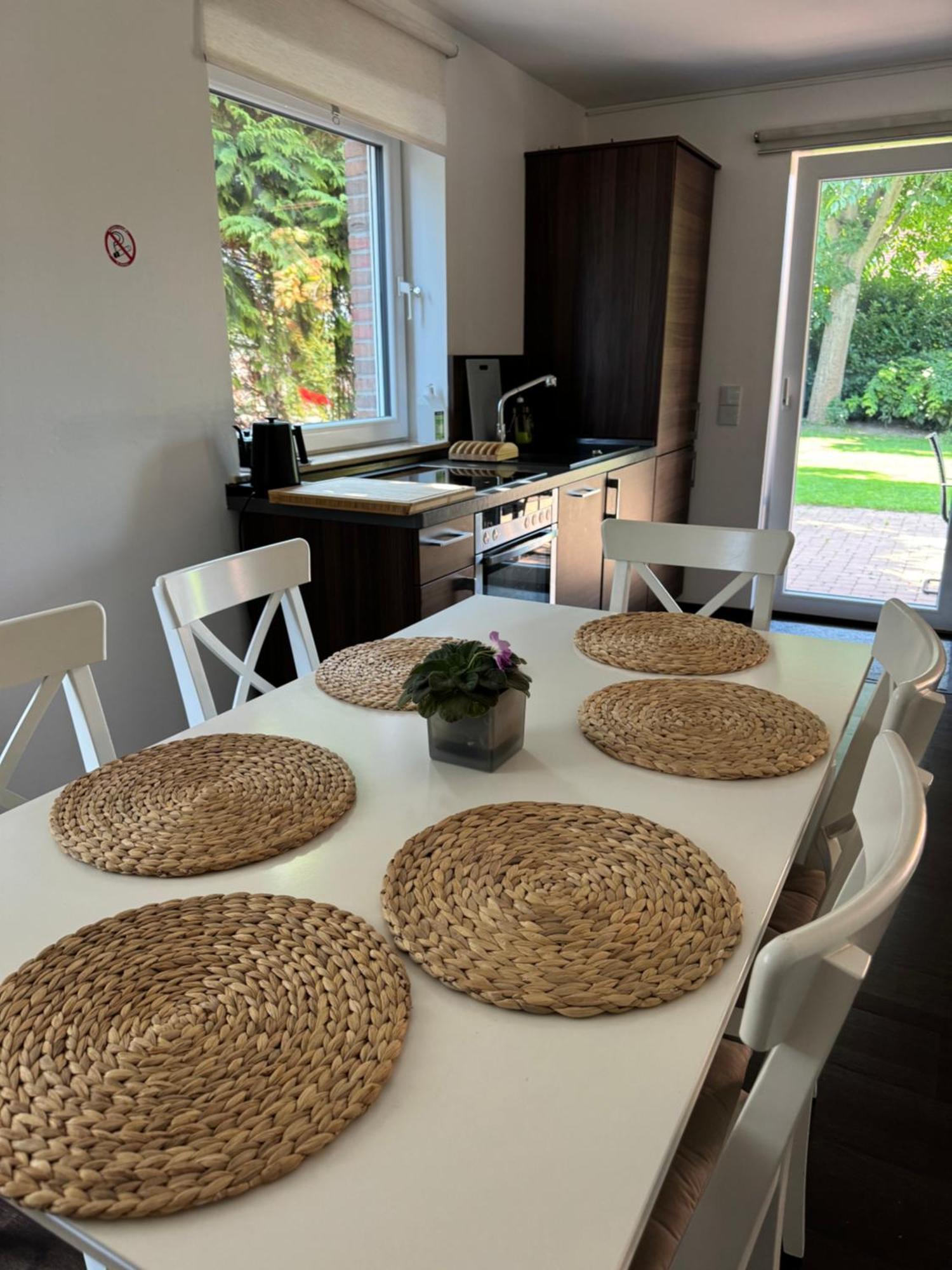 Modern House Gehrden Auf 2 Etagen, Nice Garten, Barbecue, Contactless Check-In, Free Parking Екстер'єр фото