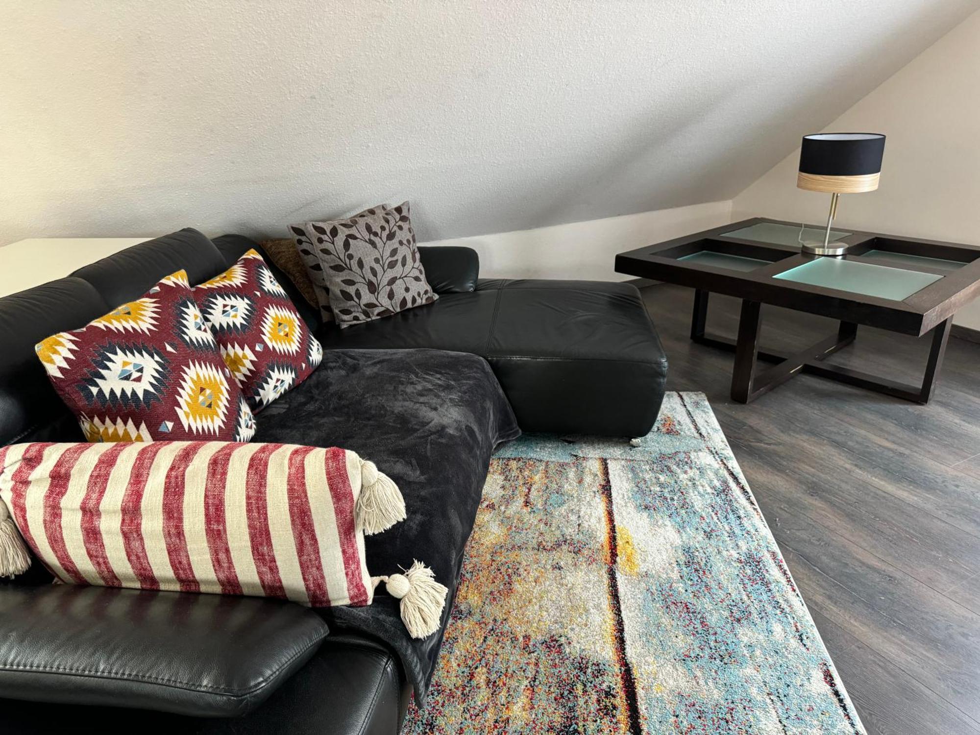 Modern House Gehrden Auf 2 Etagen, Nice Garten, Barbecue, Contactless Check-In, Free Parking Екстер'єр фото