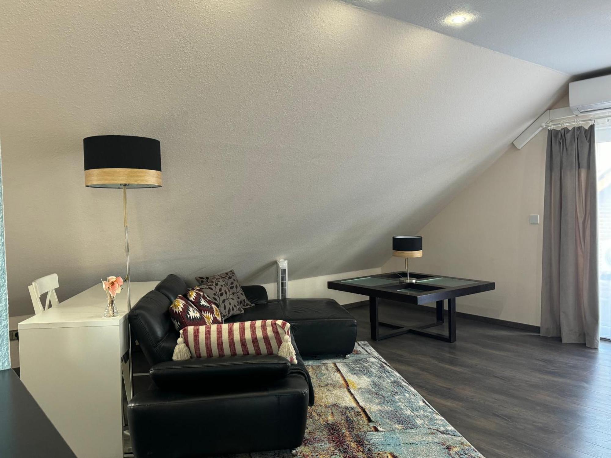 Modern House Gehrden Auf 2 Etagen, Nice Garten, Barbecue, Contactless Check-In, Free Parking Екстер'єр фото