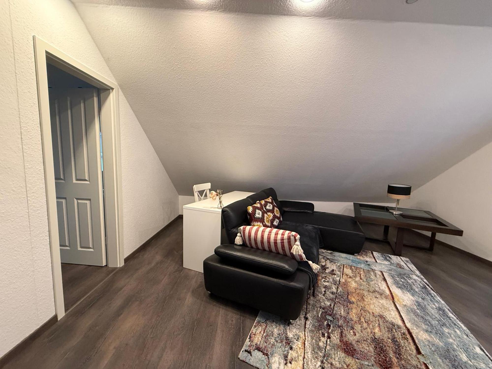Modern House Gehrden Auf 2 Etagen, Nice Garten, Barbecue, Contactless Check-In, Free Parking Екстер'єр фото